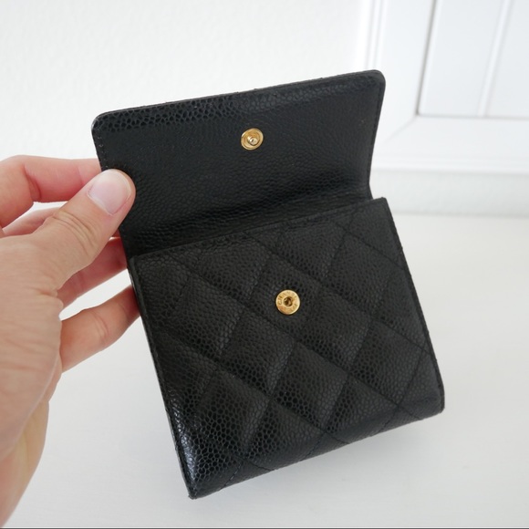 Chanel caviar short wallet - Picture 6 of 12